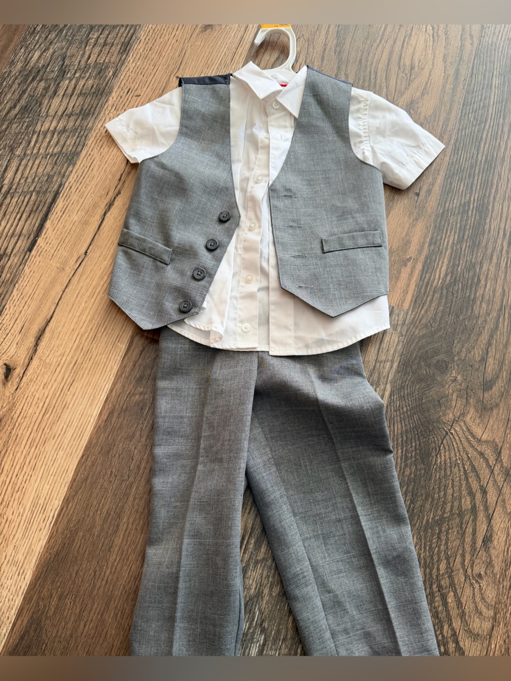Van Heusen Suit Set